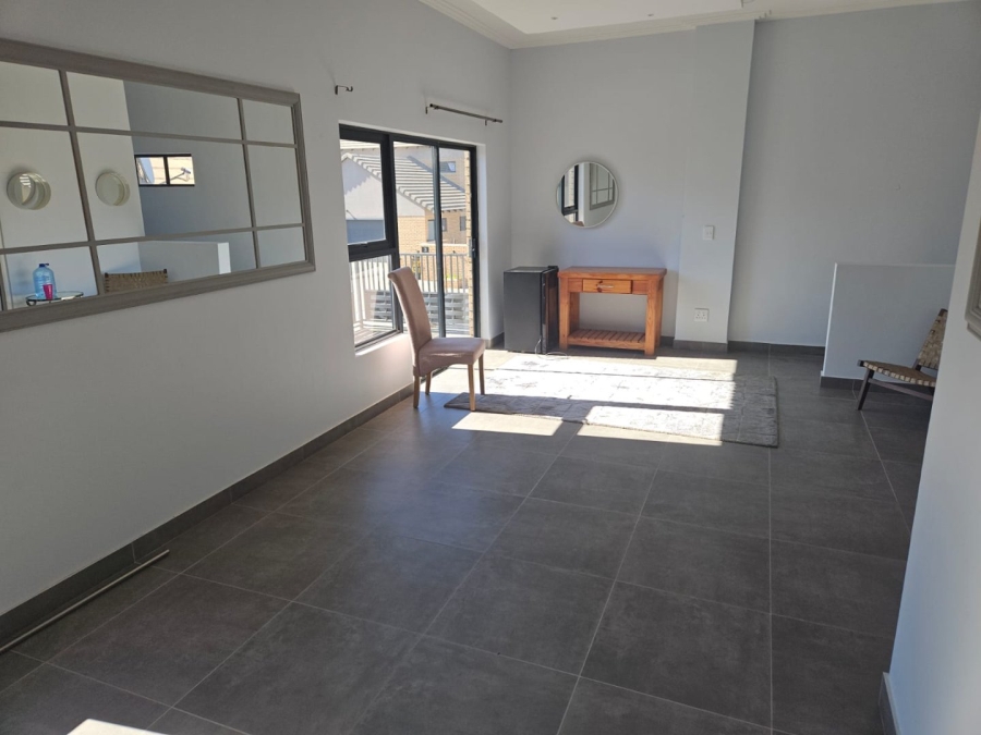 5 Bedroom Property for Sale in Wilkoppies North West